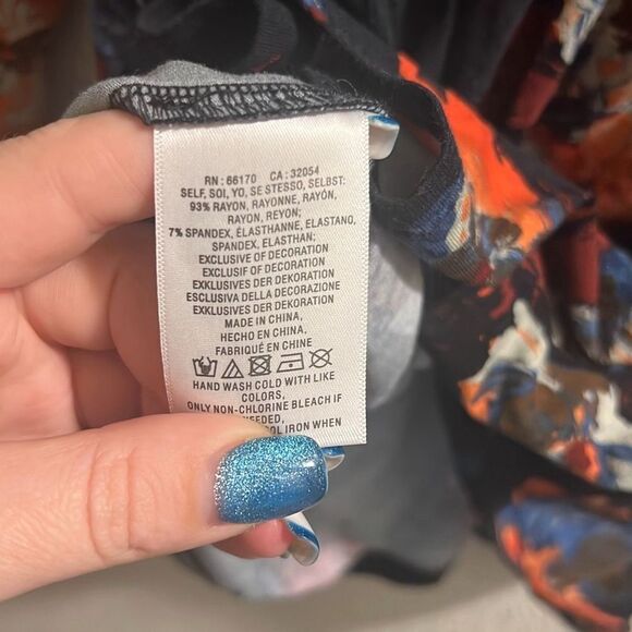 ✨Anthropologie Maeve Riley Floral Multicolor Sz Small Top✨ - Picture 7 of 7